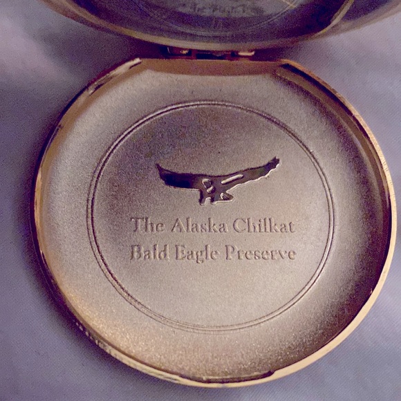 Franklin Mint Alaska Chilkat Preserve Bald Eagle Pocket Watch On Chain W/ Pouch - Picture 4 of 4